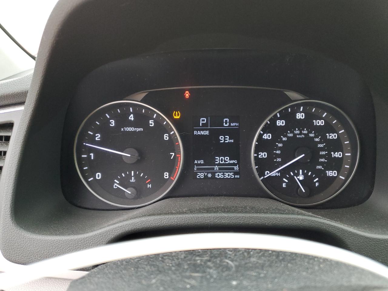 2017 Hyundai Elantra - Image 9