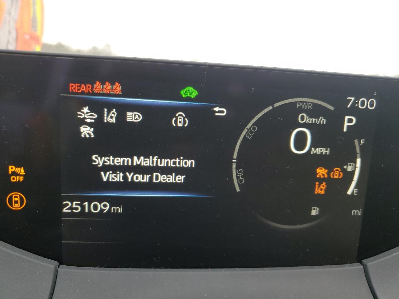 2024 Toyota Prius - Image 9