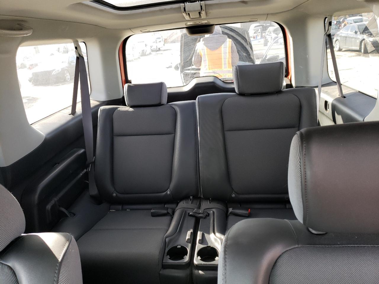 2004 Honda Element - Image 10