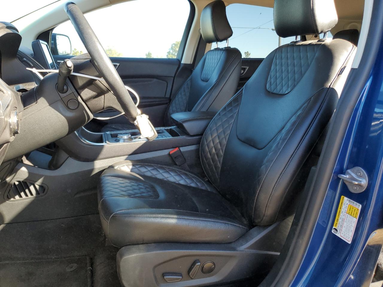2023 Ford Edge - Image 7