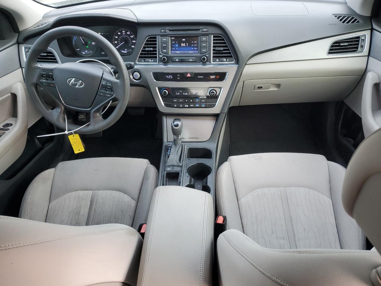 2016 Hyundai Sonata Hybrid VIN: KMHE24L18GA042167 Lot: 88142185