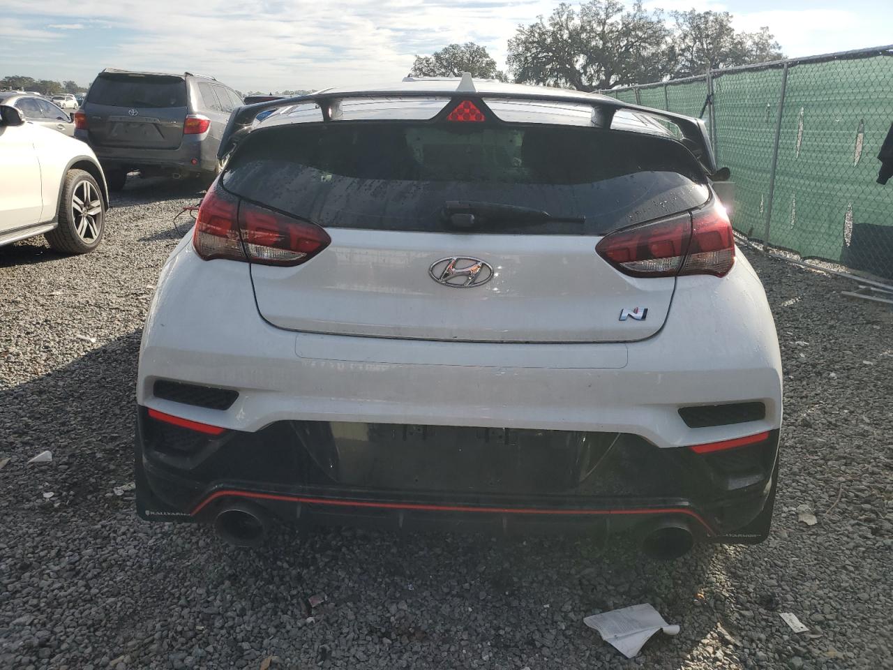 2020 Hyundai Veloster - Image 6
