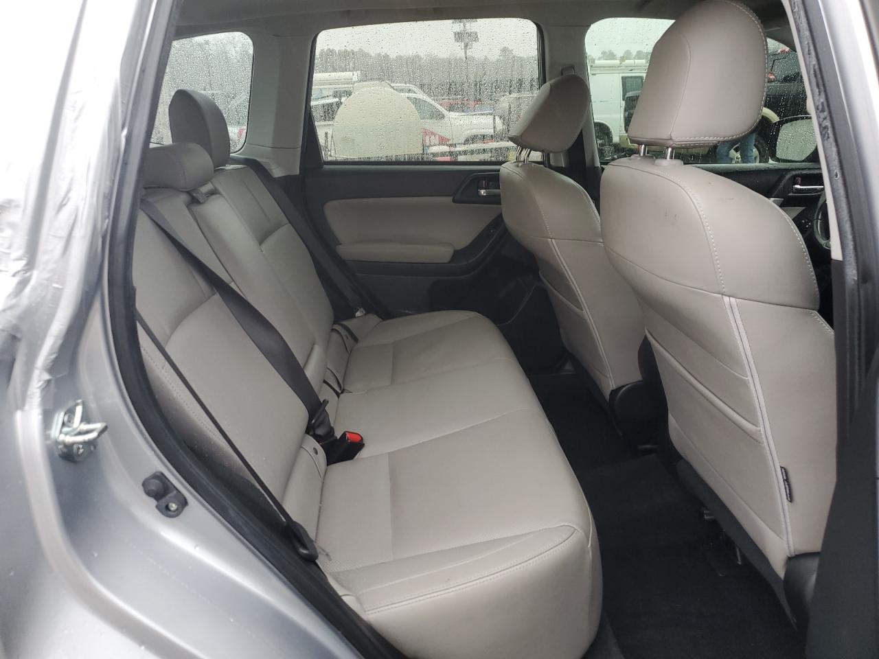 2017 Subaru Forester - Image 11