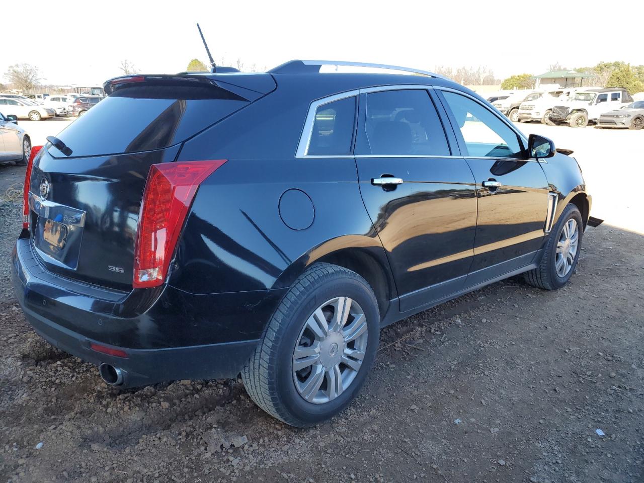 VIN 3GYFNBE33FS623974 2015 CADILLAC SRX no.3