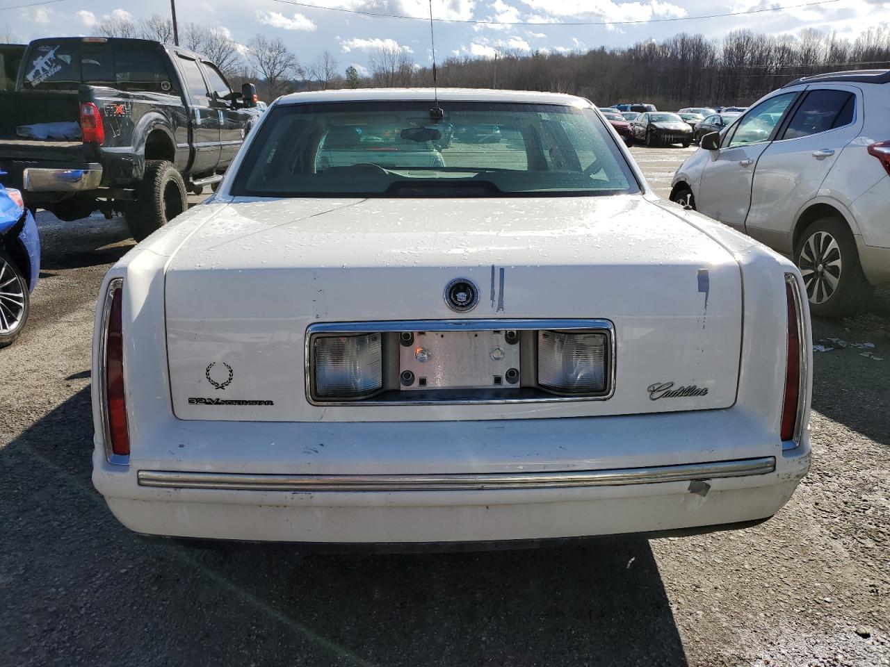 1998 Cadillac De Ville - Image 6