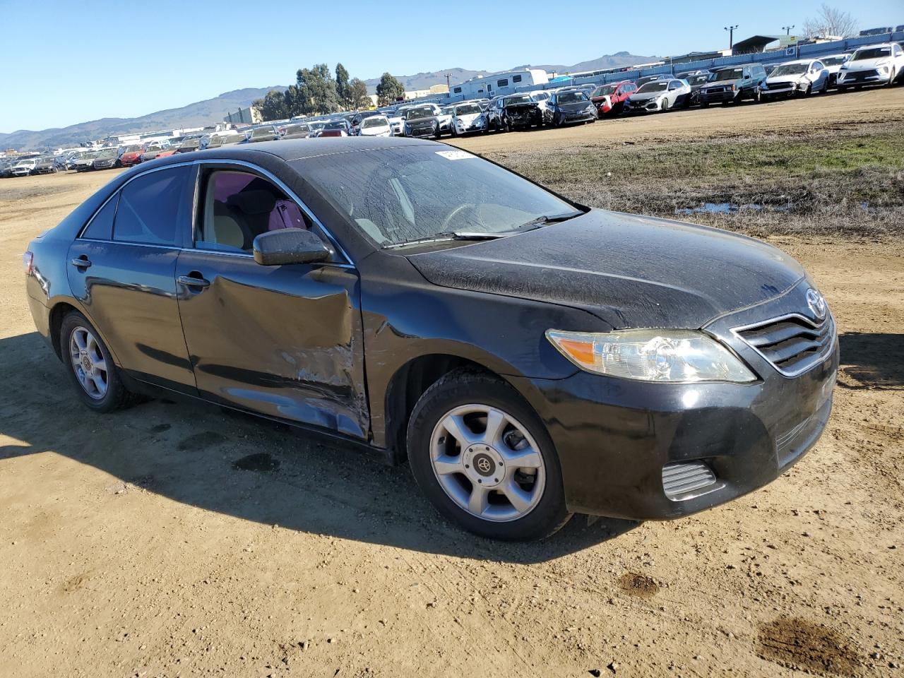 2010 Toyota Camry - Image 4