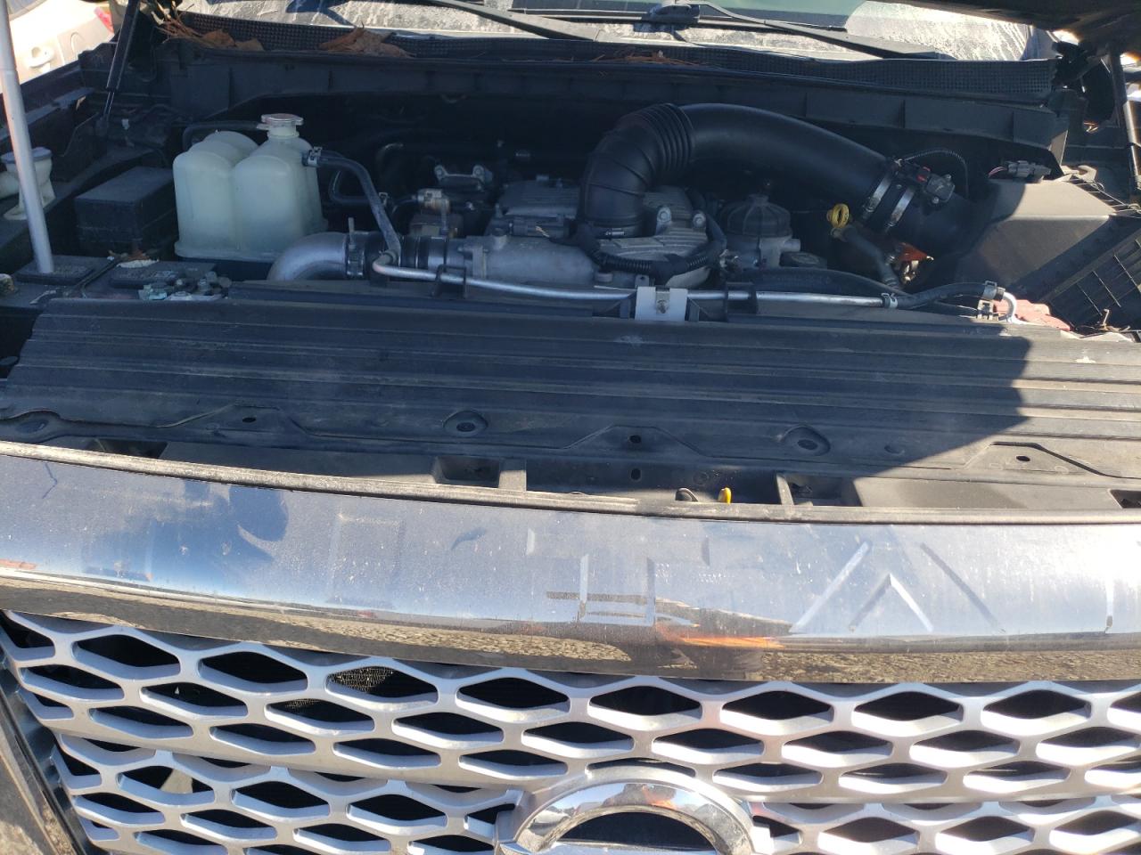 2016 Nissan Titan - Image 11