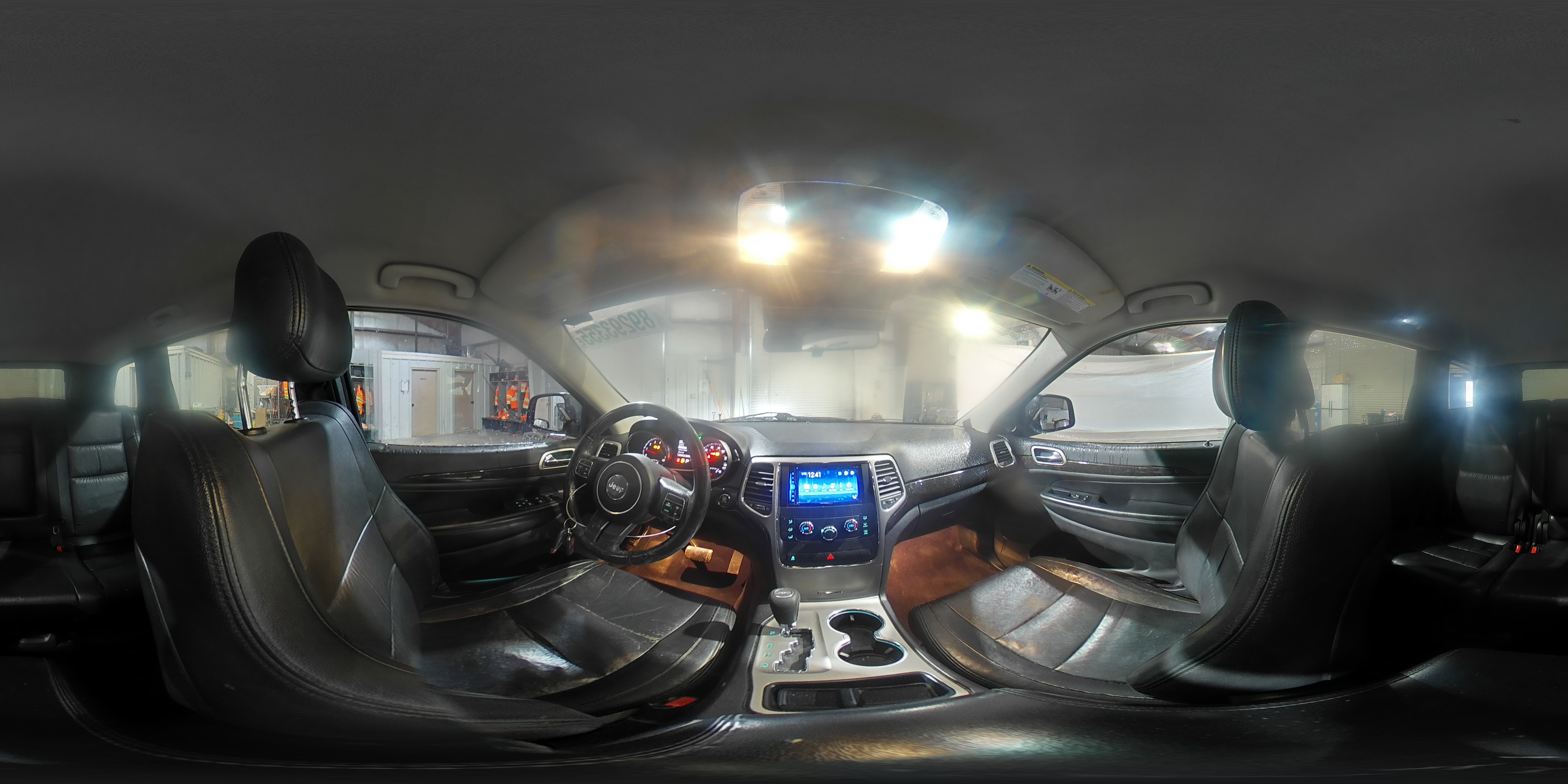 2012 Jeep Grand Cherokee - Image 16
