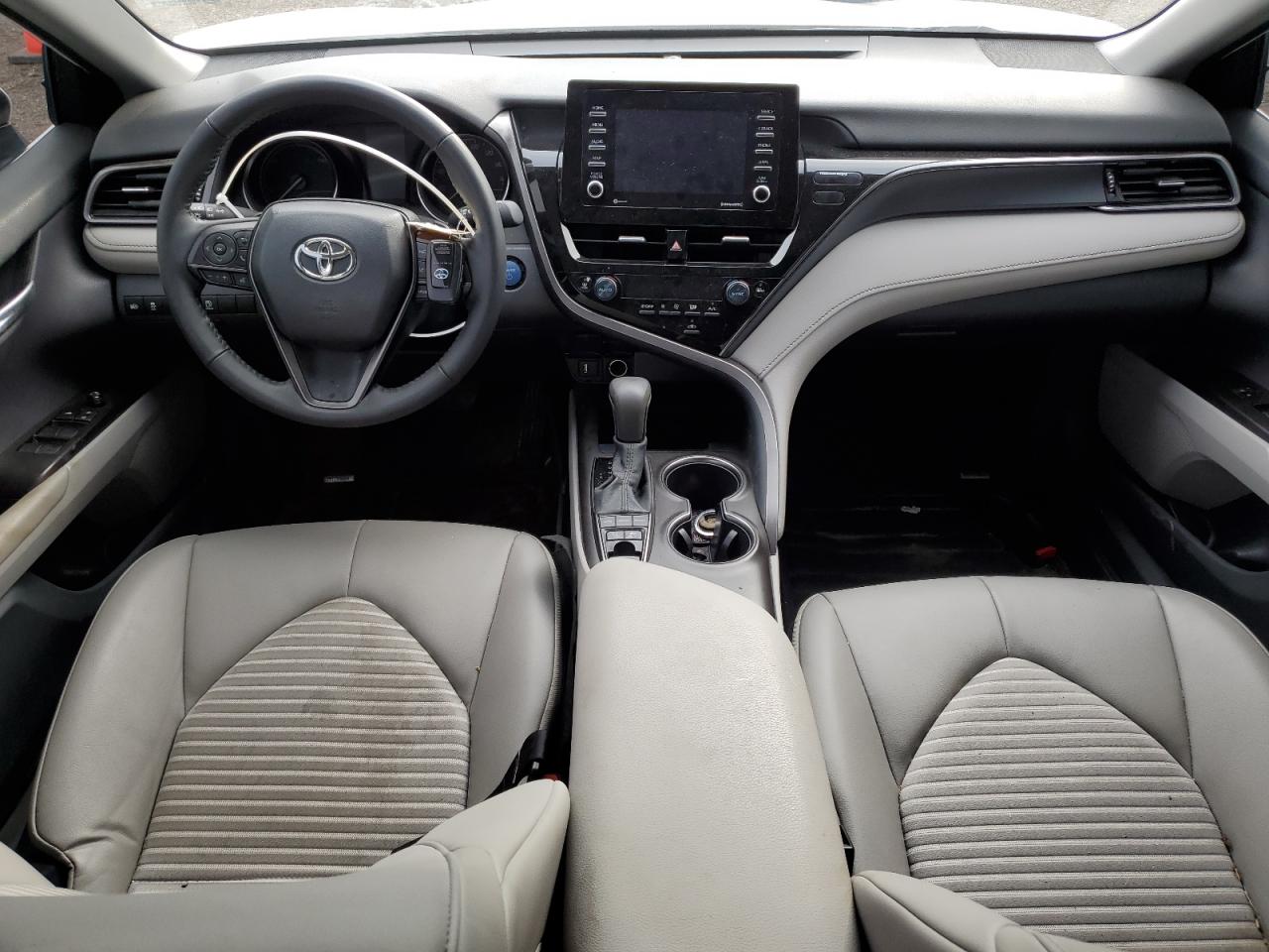 2024 Toyota Camry - Image 8