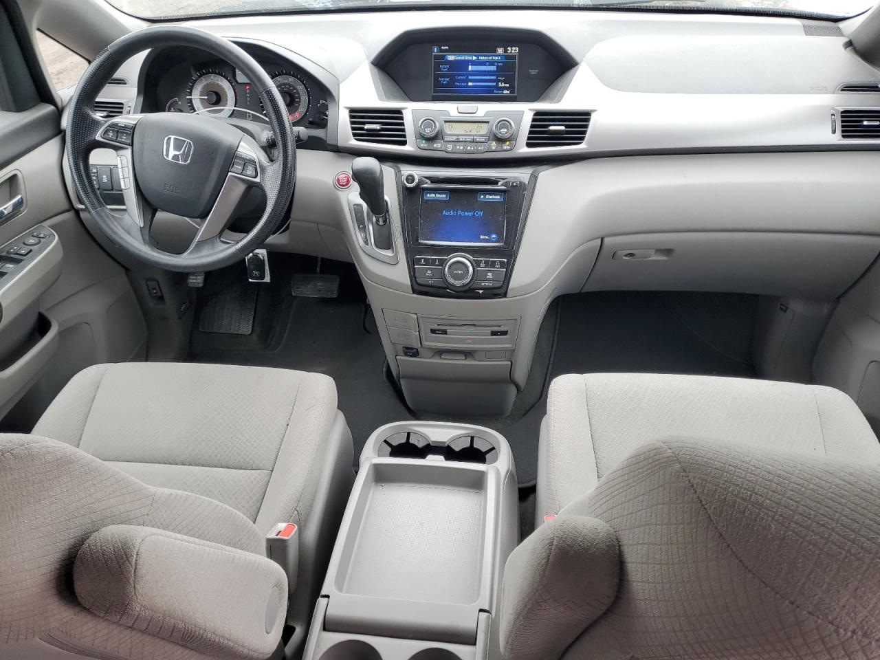 2016 Honda Odyssey - Image 8