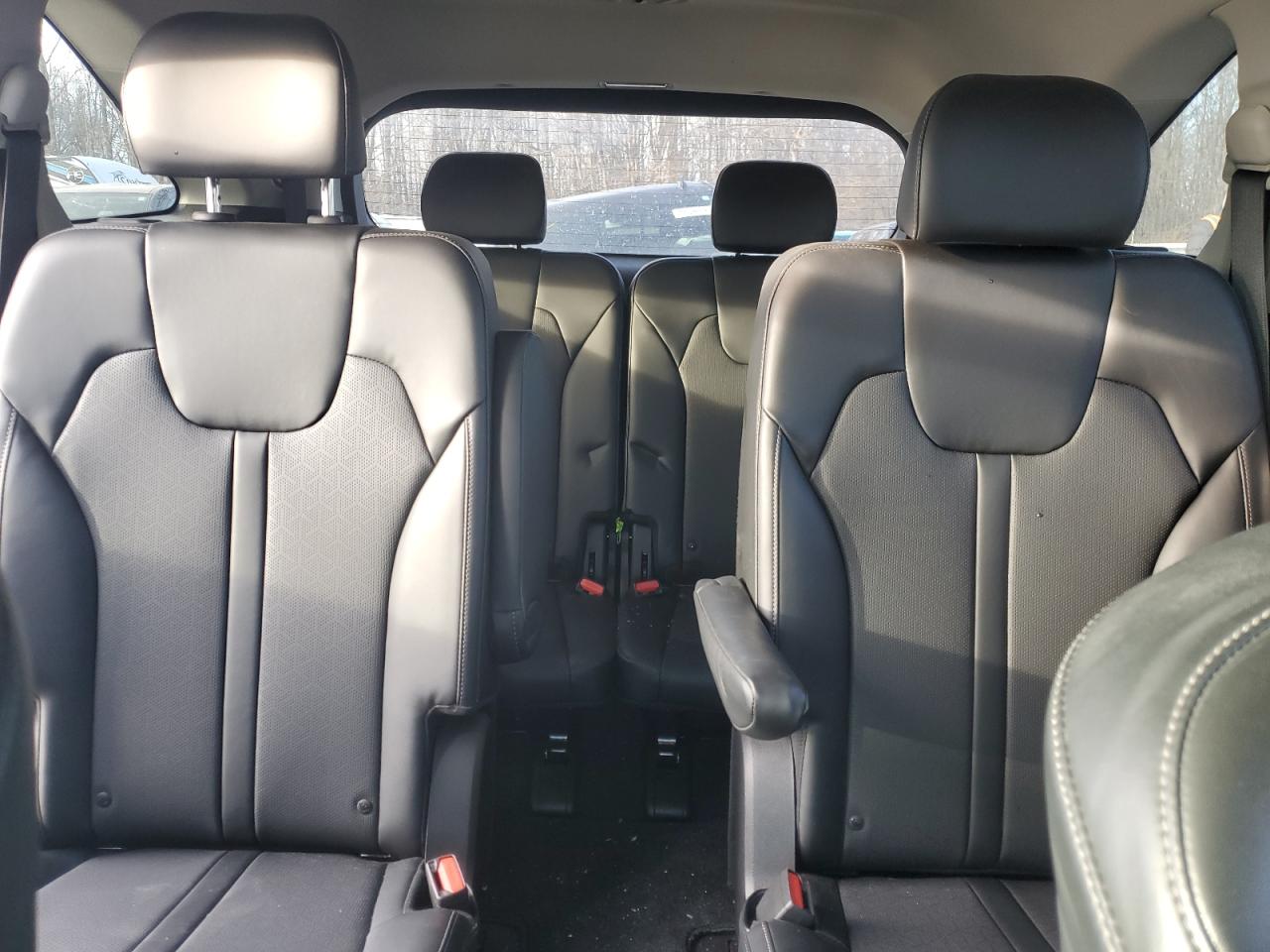 2022 Kia Sorento - Image 10