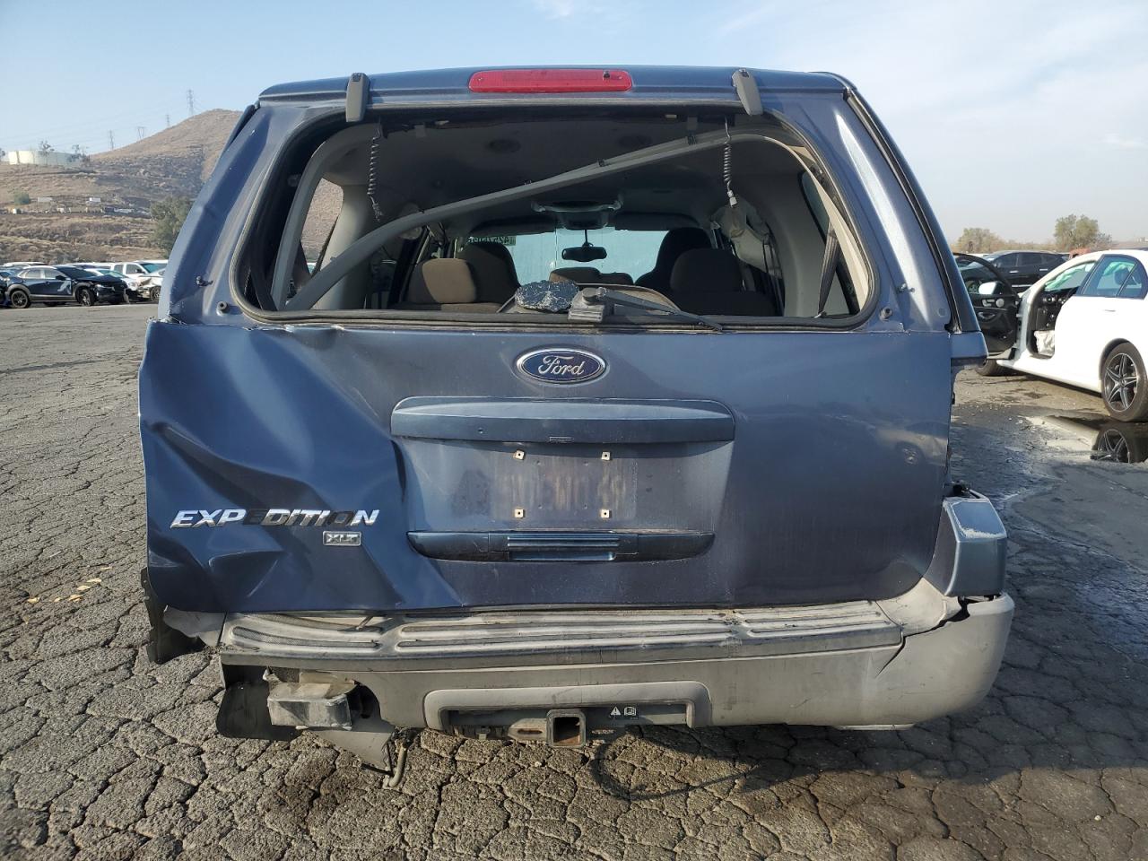 2003 Ford Expedition - Image 6