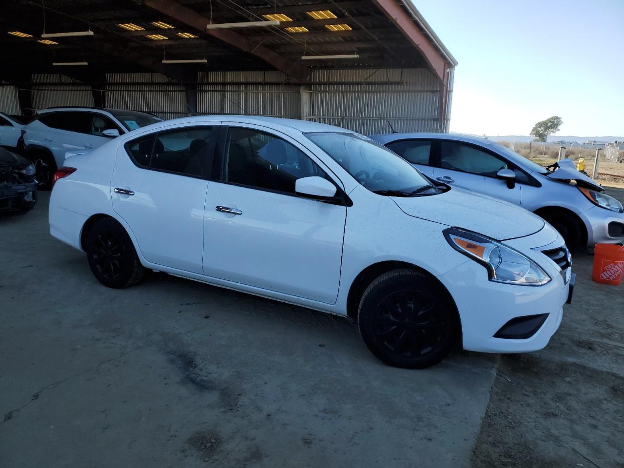 2019 Nissan Versa - Image 4