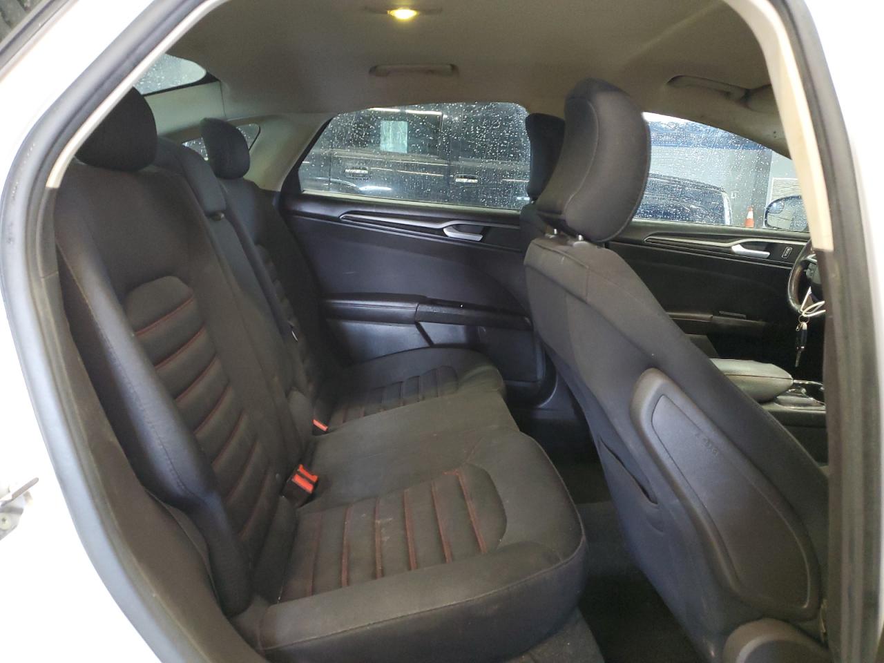 2016 Ford Fusion - Image 10