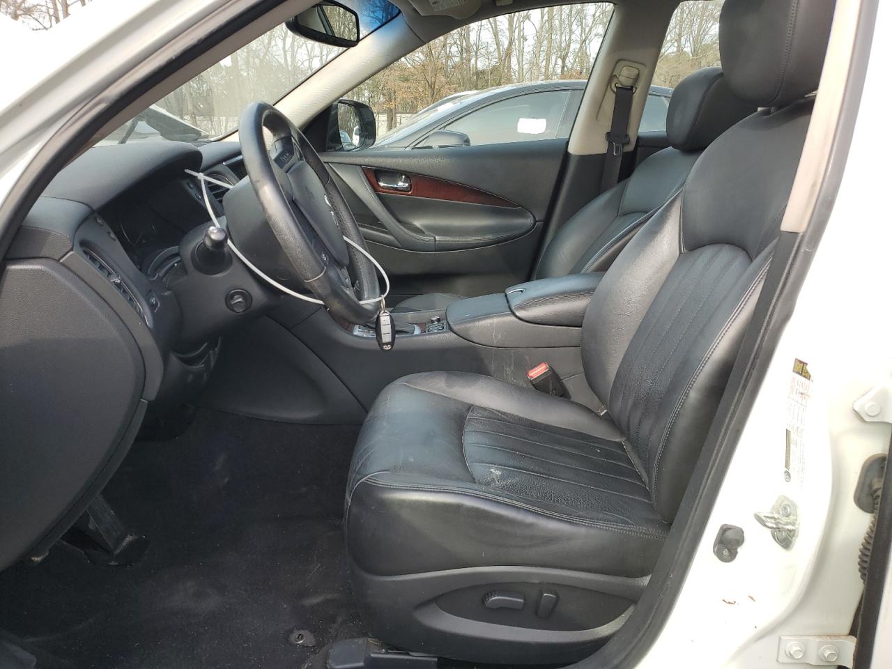 2017 Infiniti QX50 - Image 7