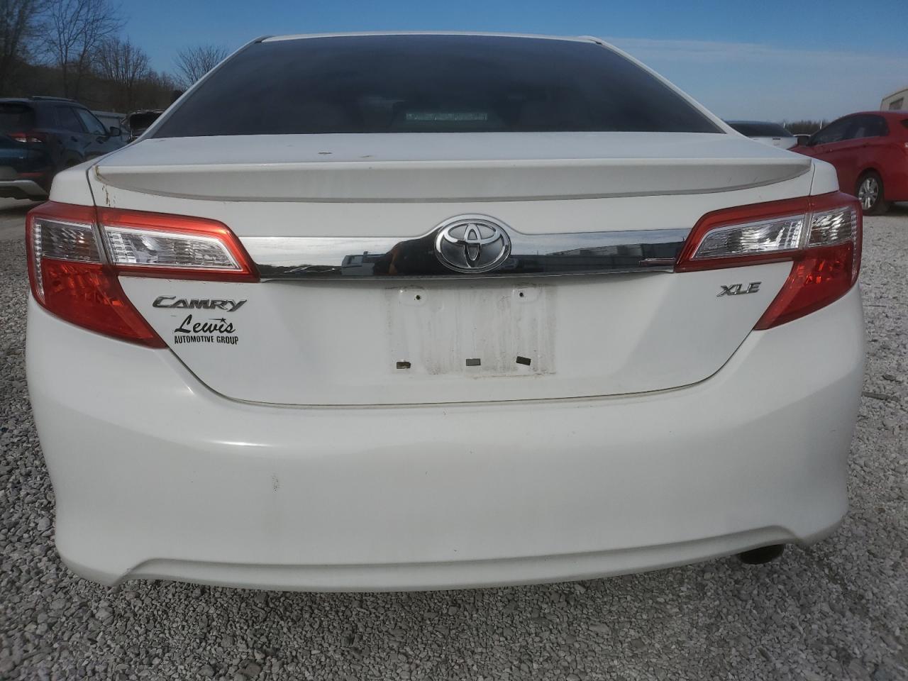 2012 Toyota Camry - Image 6