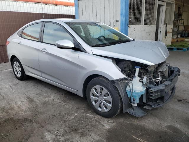 Седани HYUNDAI ACCENT 2015 Сріблястий