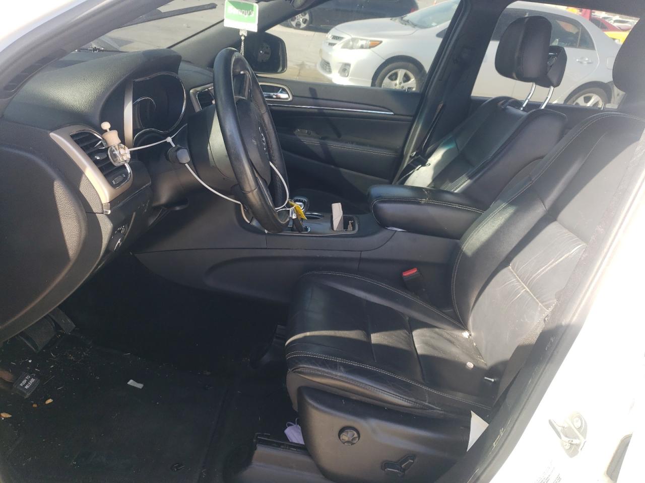 2015 Jeep Grand Cherokee - Image 7