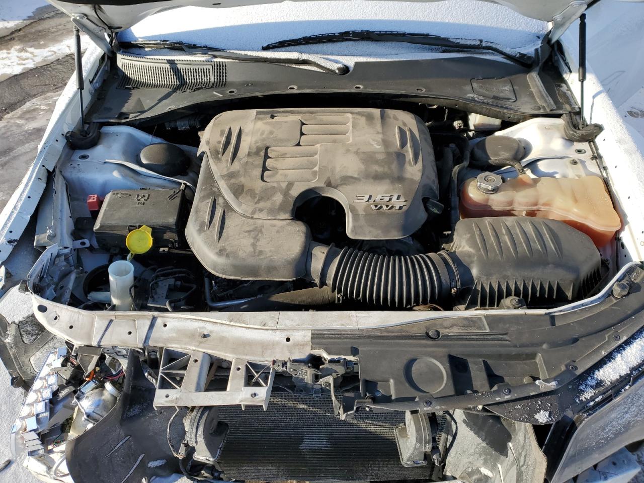 2018 Chrysler 300 - Image 11
