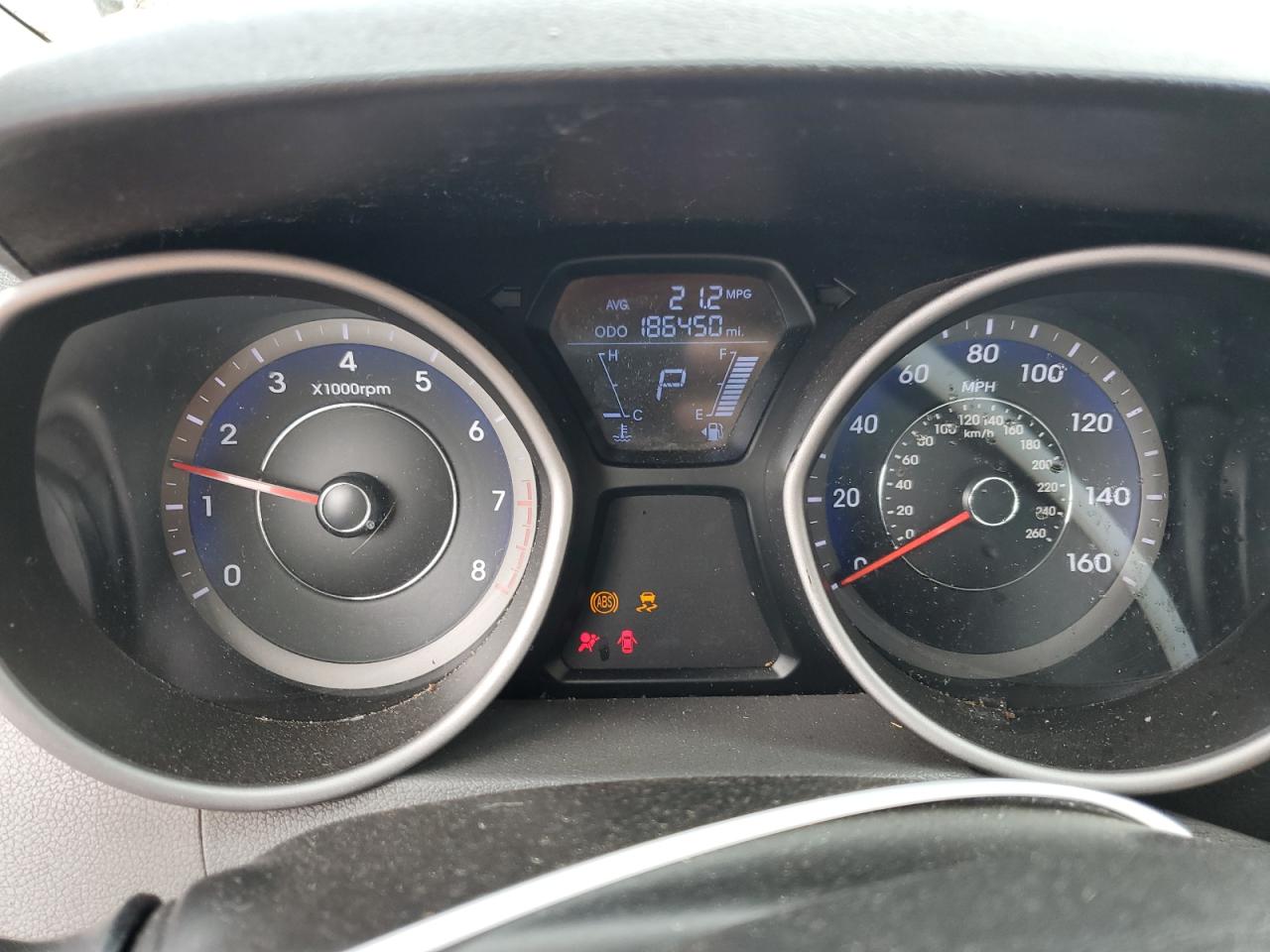 2013 Hyundai Elantra - Image 9