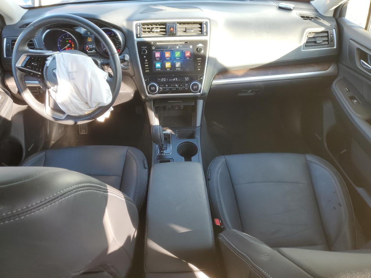 2018 Subaru Outback - Image 8