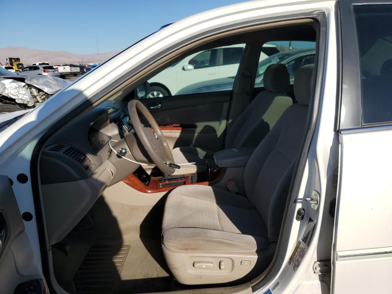 2005 Toyota Camry - Image 7