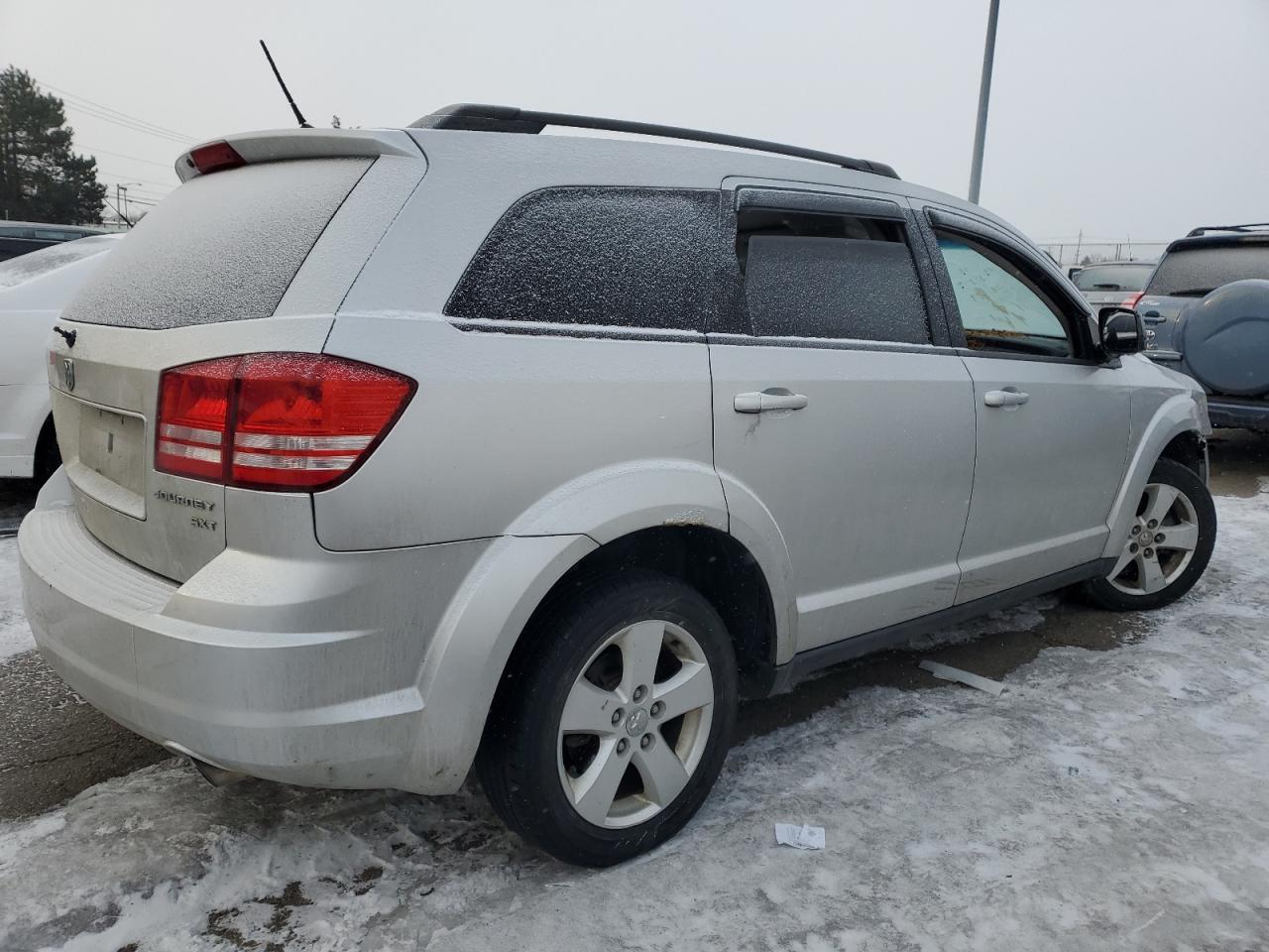 2010 Dodge Journey - Image 3
