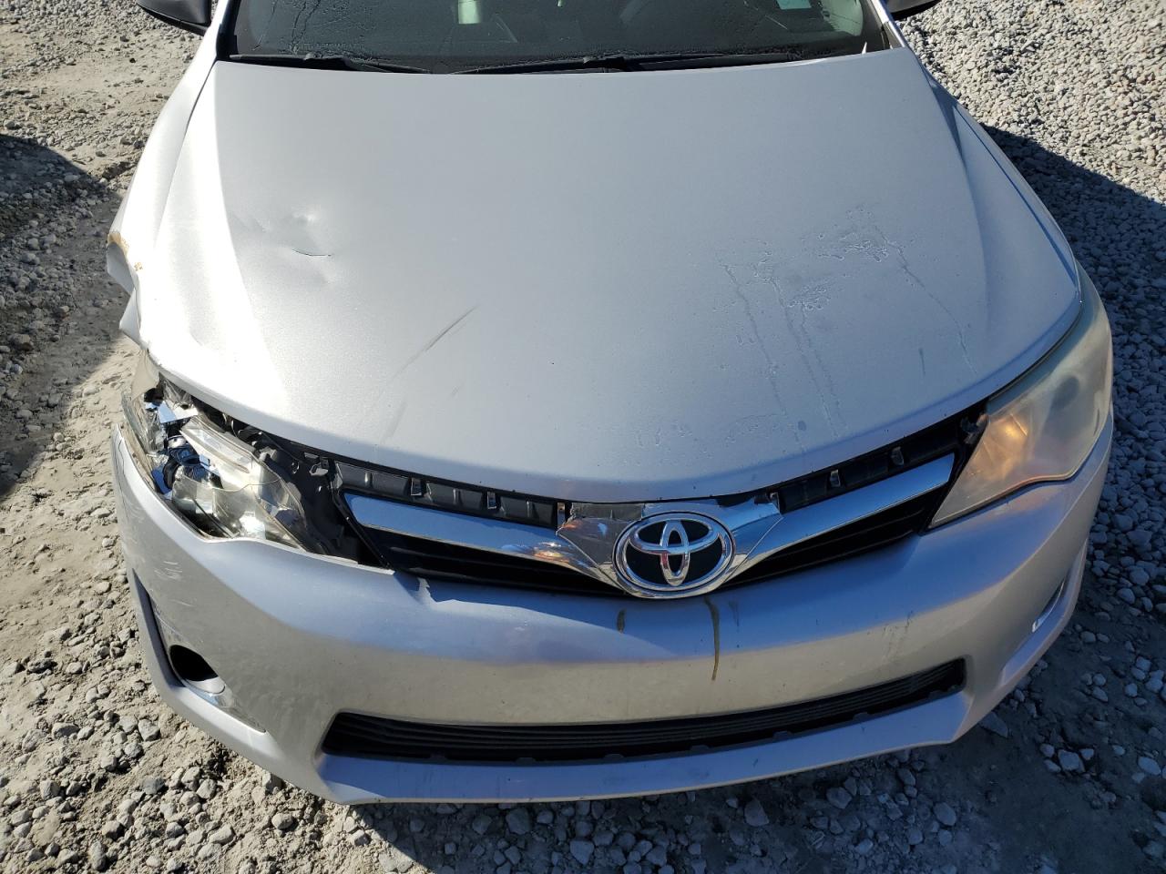 2013 Toyota Camry - Image 11