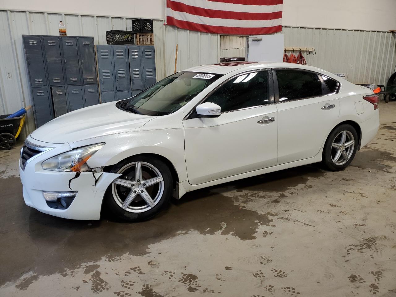 2015 Nissan Altima - Image 1