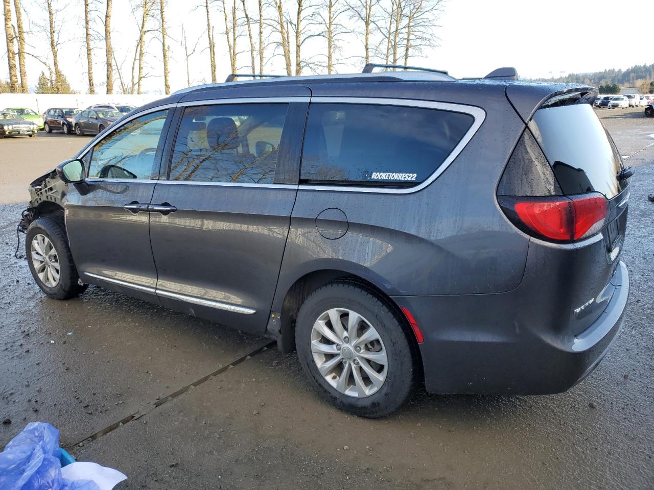 2019 Chrysler Pacifica - Image 2