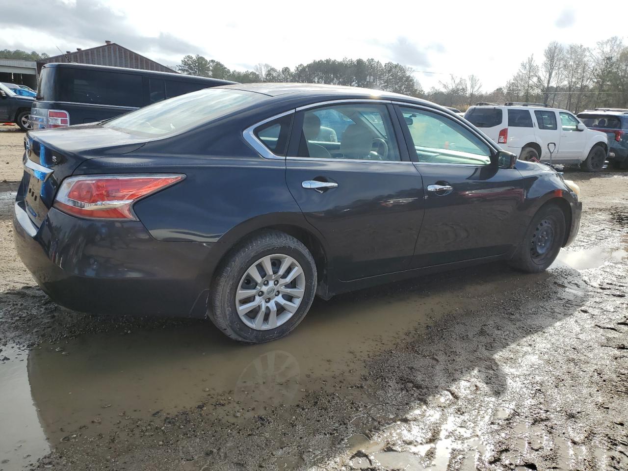2015 Nissan Altima - Image 3