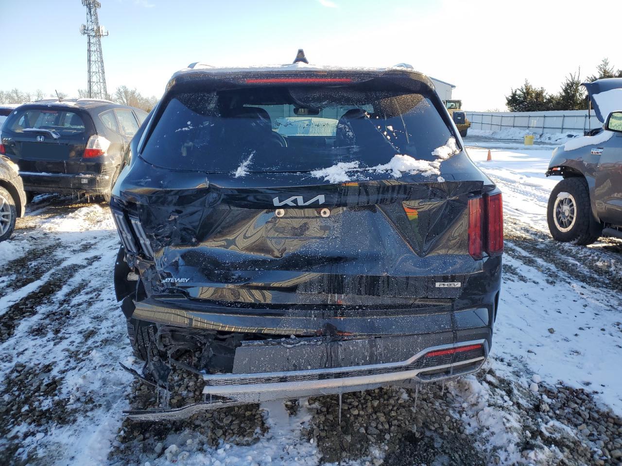 2023 Kia Sorento - Image 6