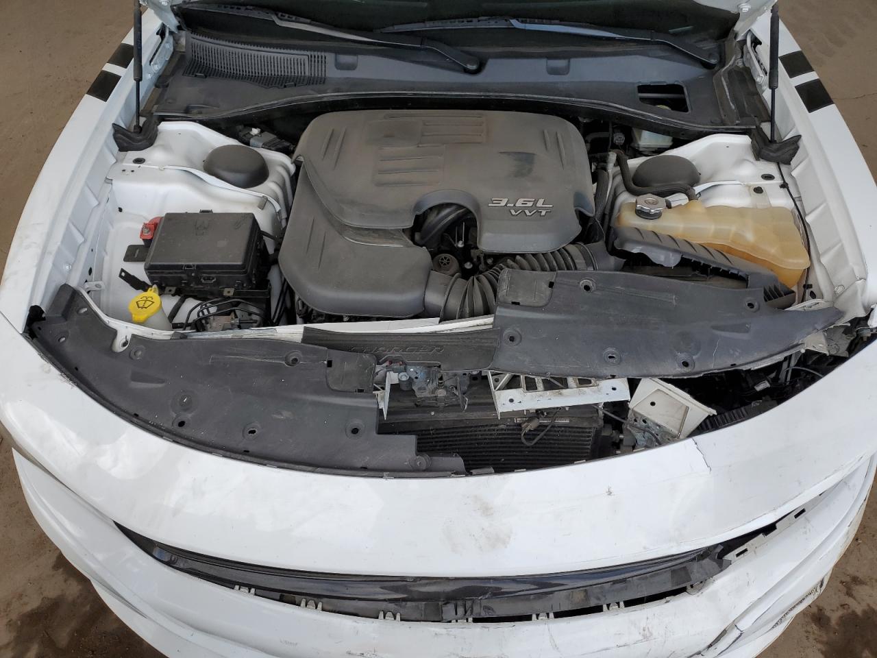 2020 Dodge Charger - Image 11