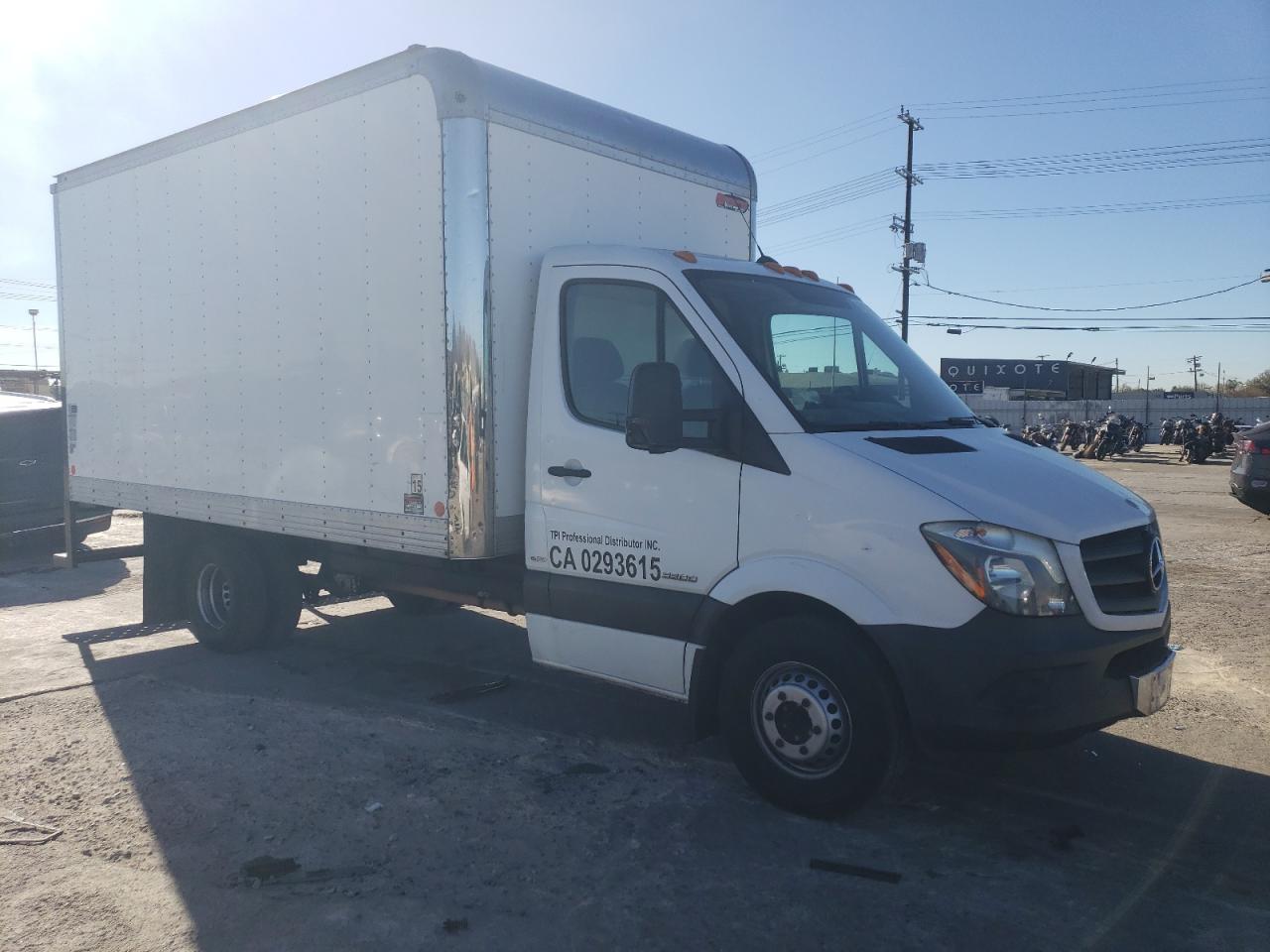 VIN WDAPF4DC7E9588977 2014 MERCEDES-BENZ SPRINTER no.4