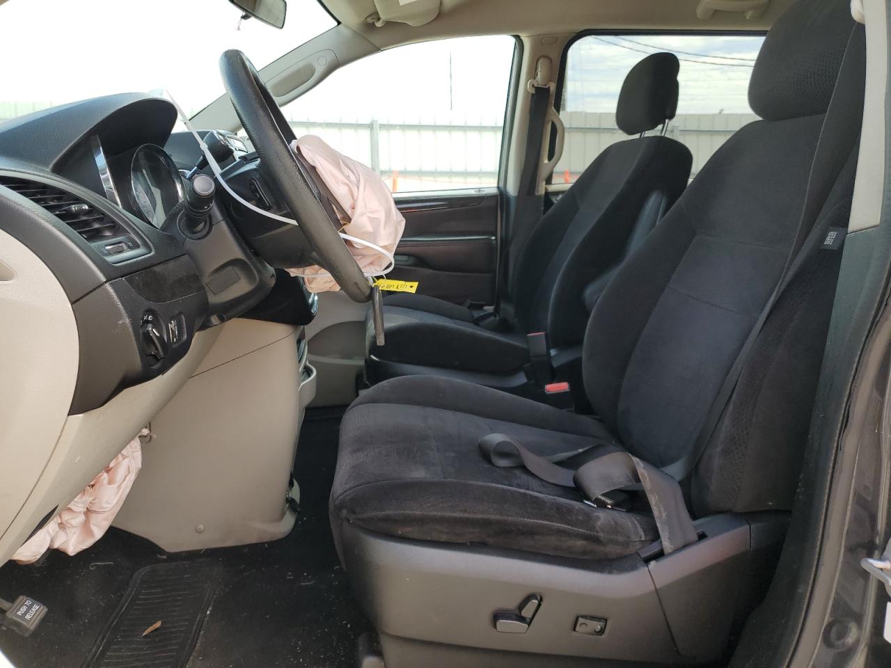 2013 Dodge Caravan - Image 7