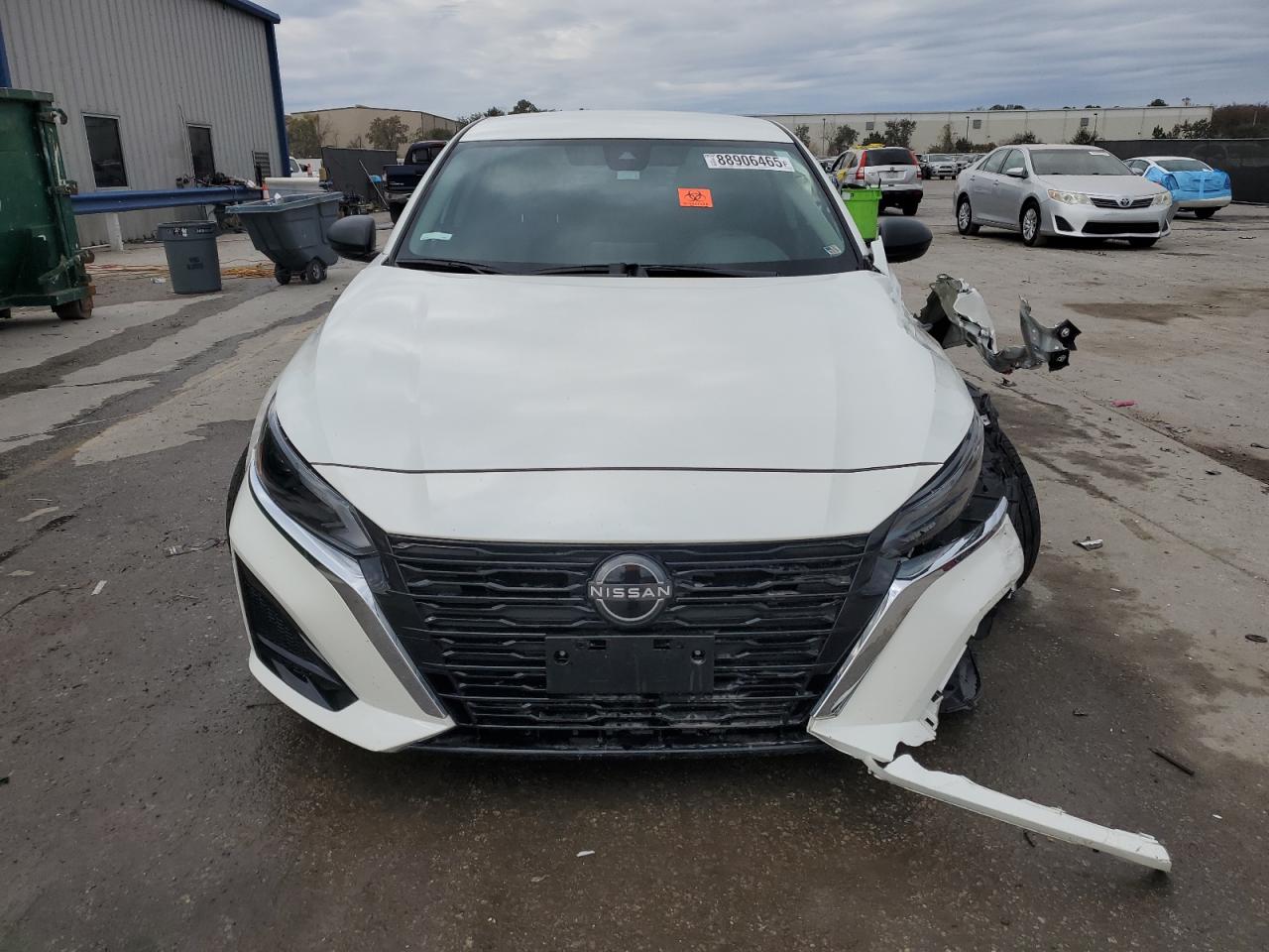 2024 Nissan Altima - Image 5