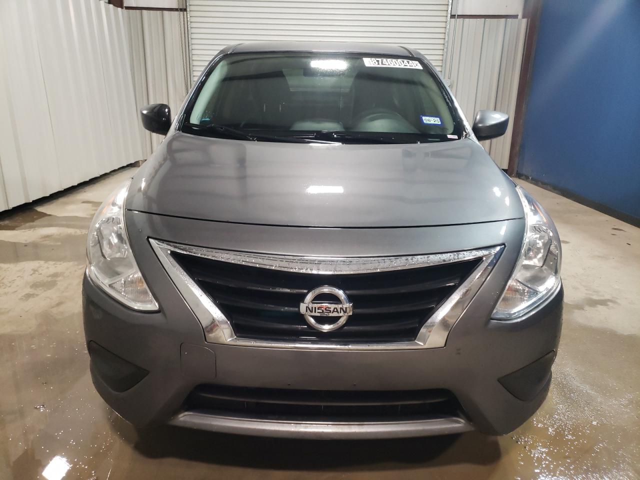 2019 Nissan Versa - Image 5