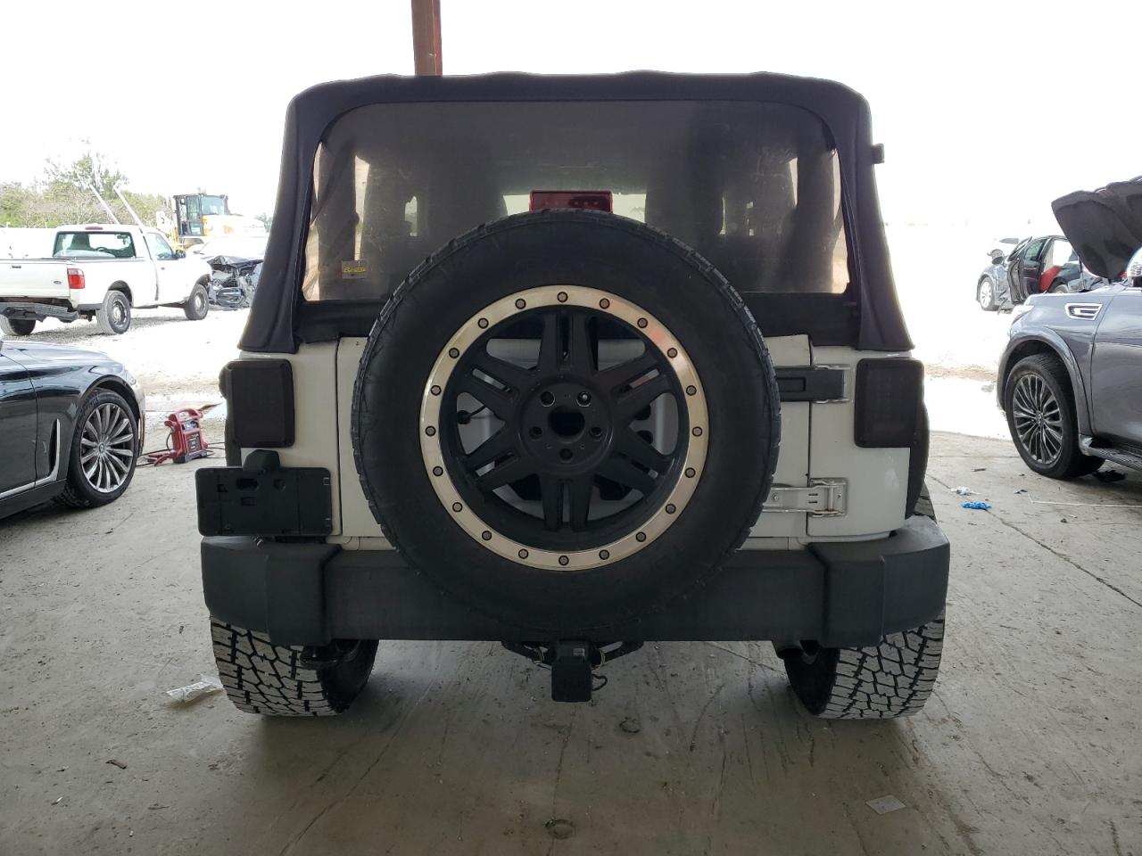 2012 Jeep Wrangler - Image 6