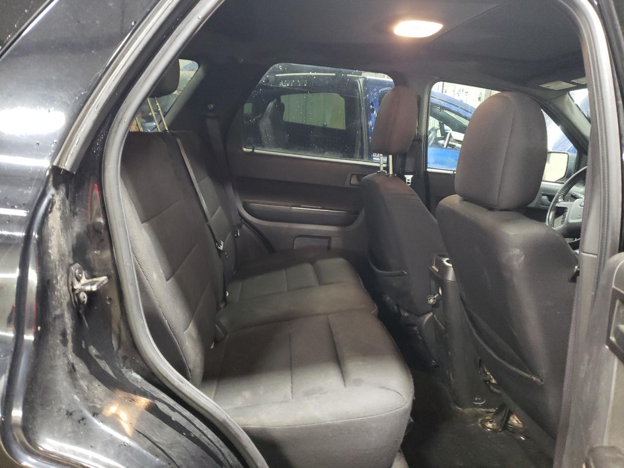 2010 Ford Escape - Image 10