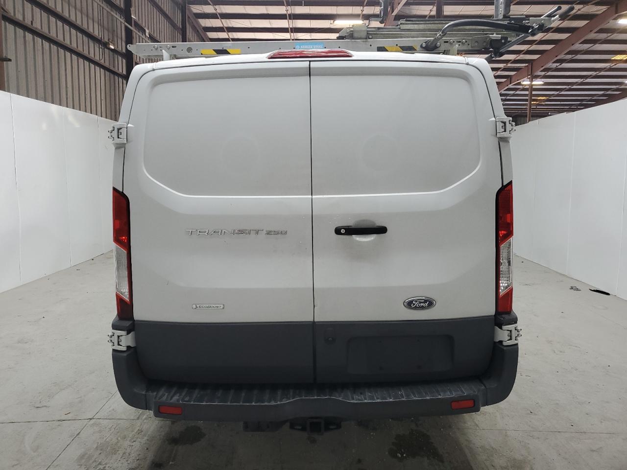 VIN 1FTYR1ZG9JKB21100 2018 FORD TRANSIT no.6