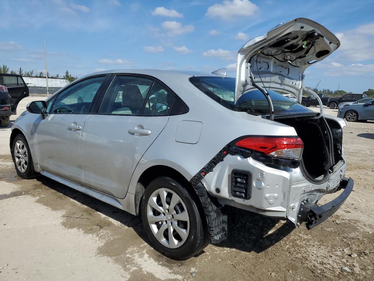 2024 Toyota Corolla - Image 2