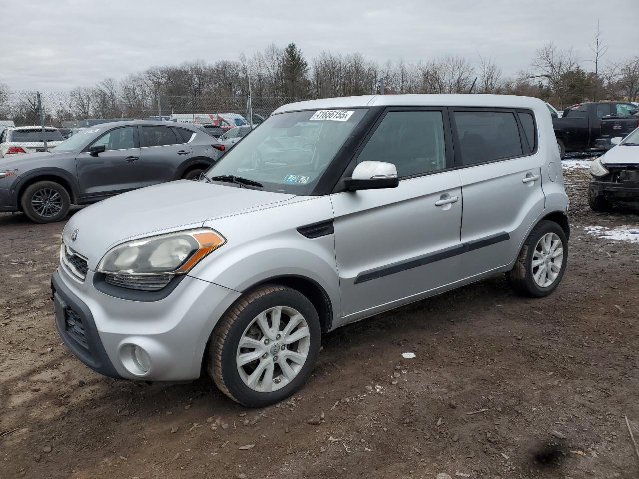 VIN KNDJT2A66D7565733 2013 KIA SOUL no.1