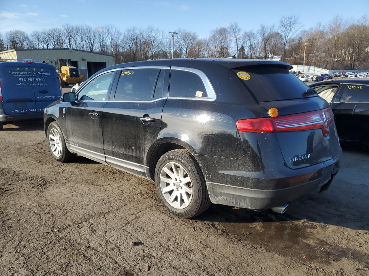 2018 Lincoln MKT - Image 2