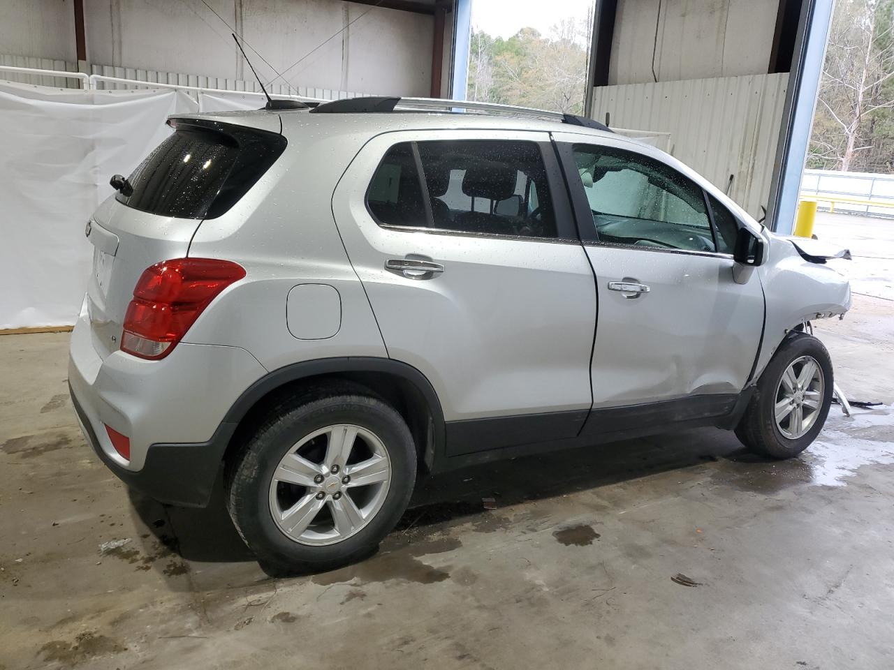 2018 Chevrolet Trax - Image 3