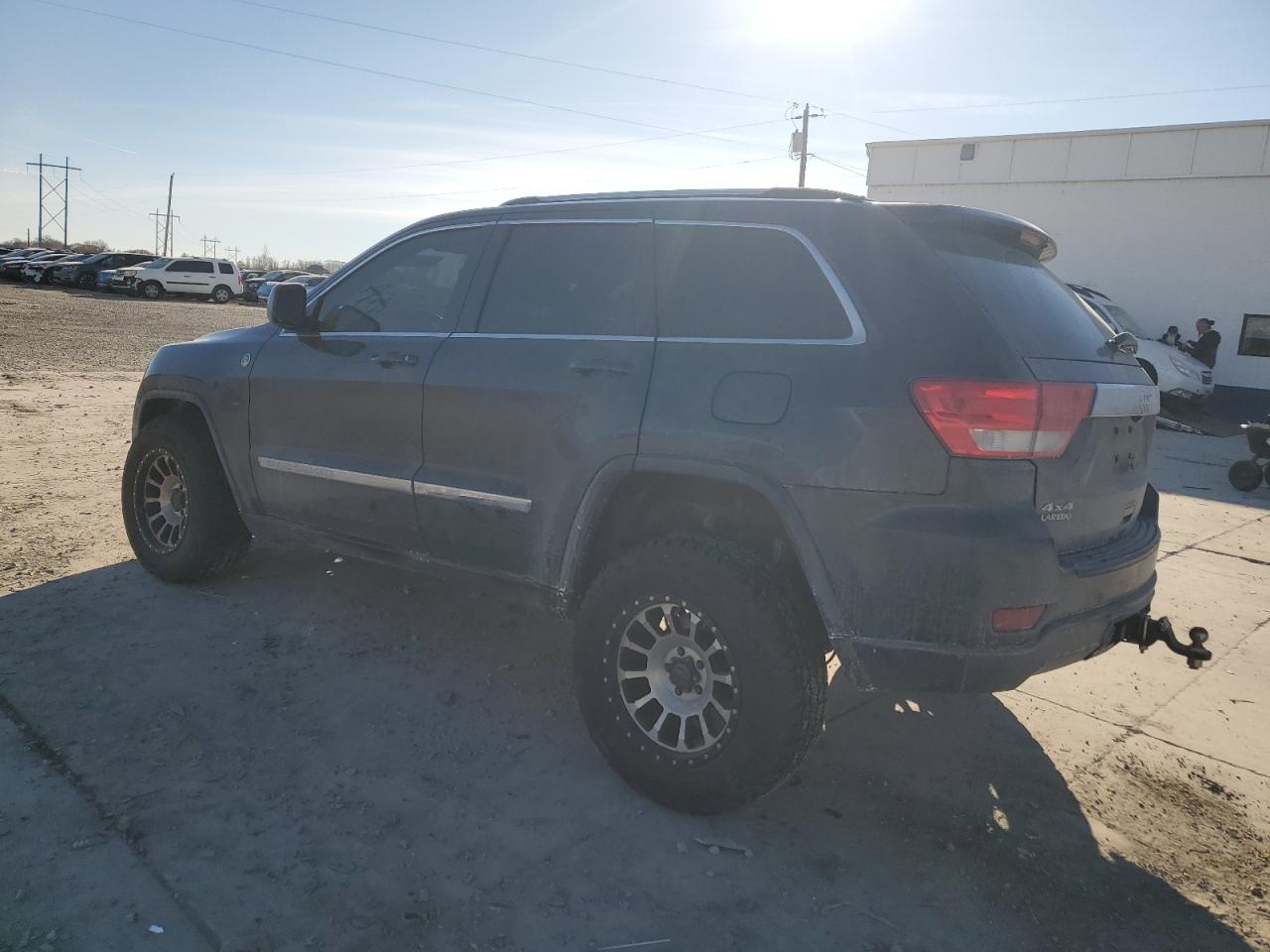 2013 Jeep Grand Cherokee - Image 2
