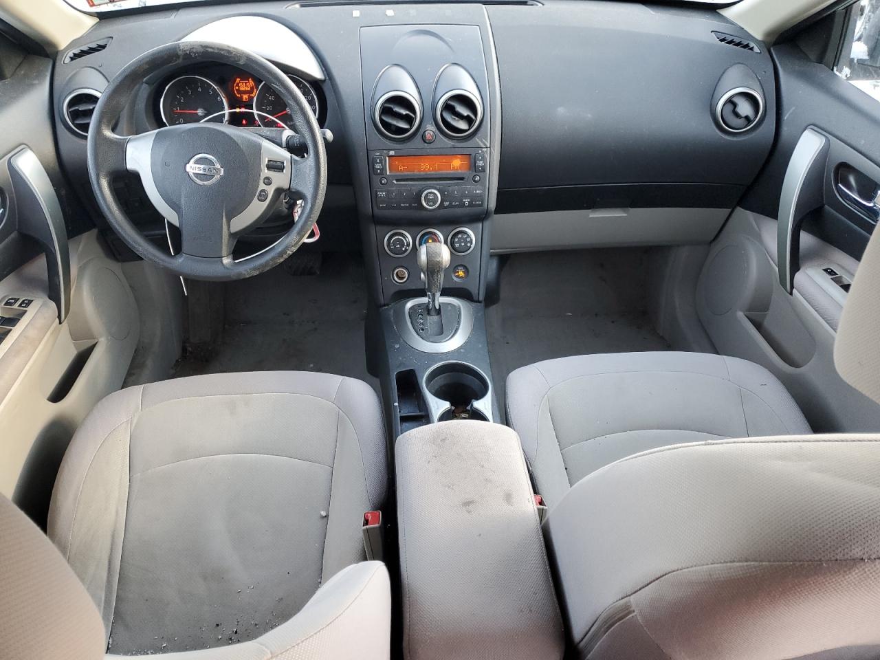 2010 Nissan Rogue - Image 8