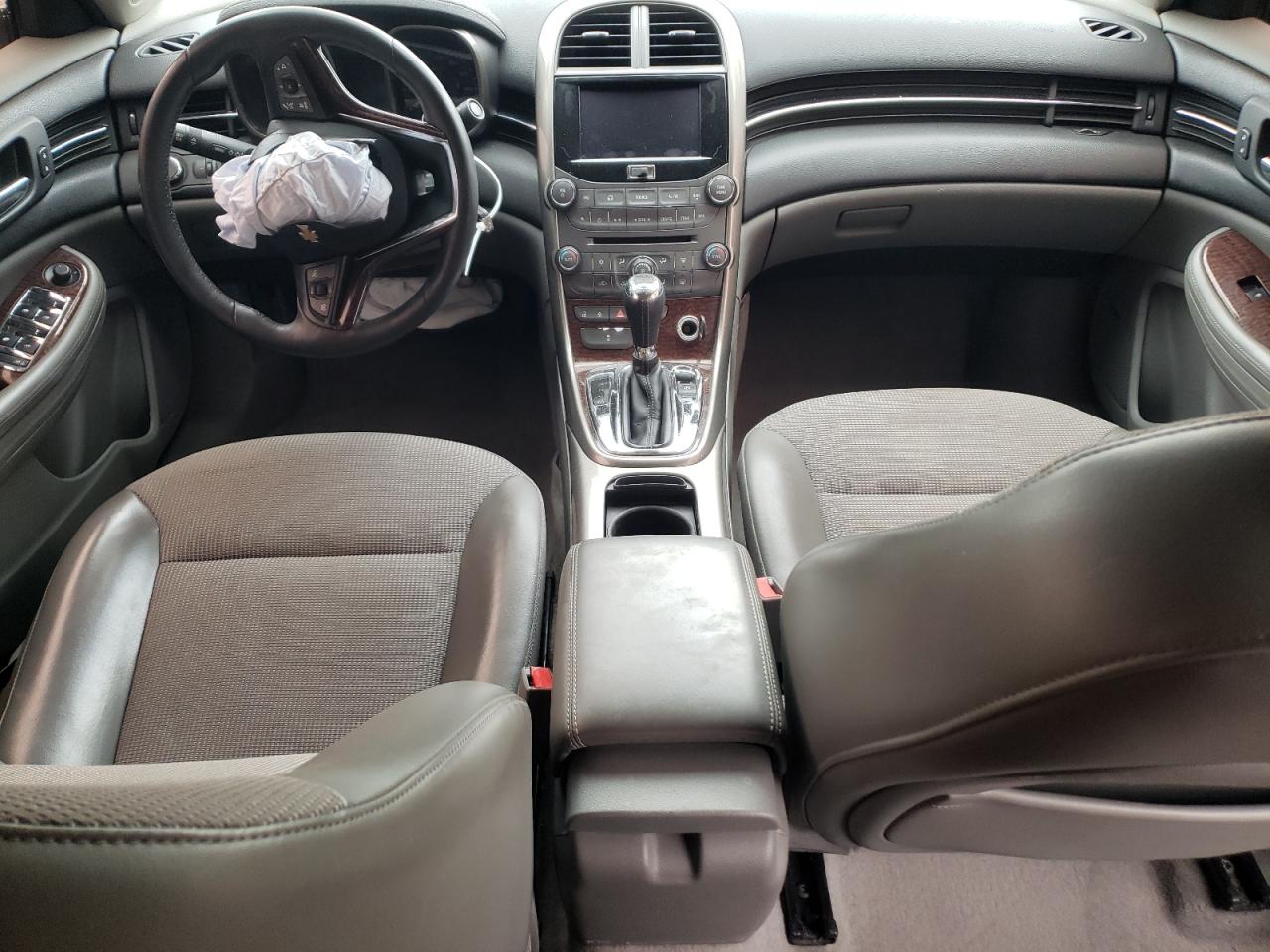 2013 Chevrolet Malibu - Image 8