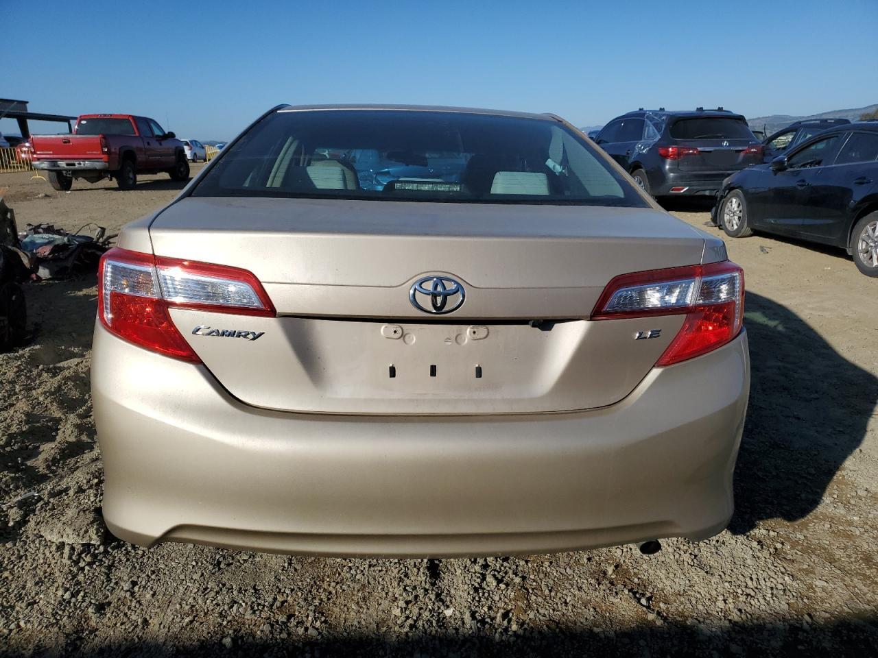 2012 Toyota Camry - Image 6