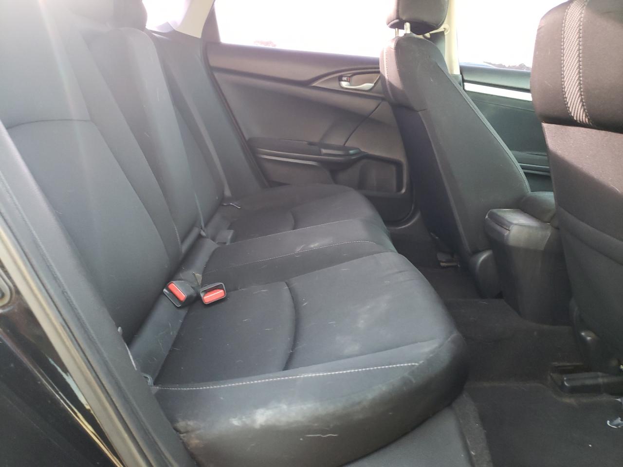 2018 Honda Civic - Image 11