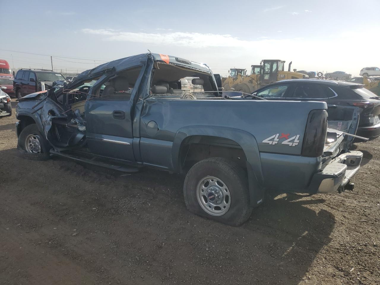 2006 GMC Sierra - Image 2